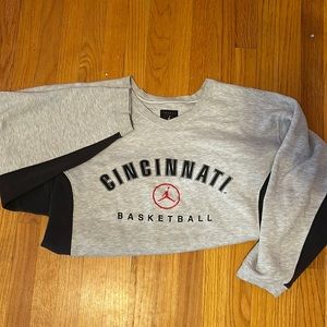 Jordan Cincinnati Basketball Crewneck • Size L